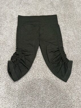 Lululemon In the flow Crop